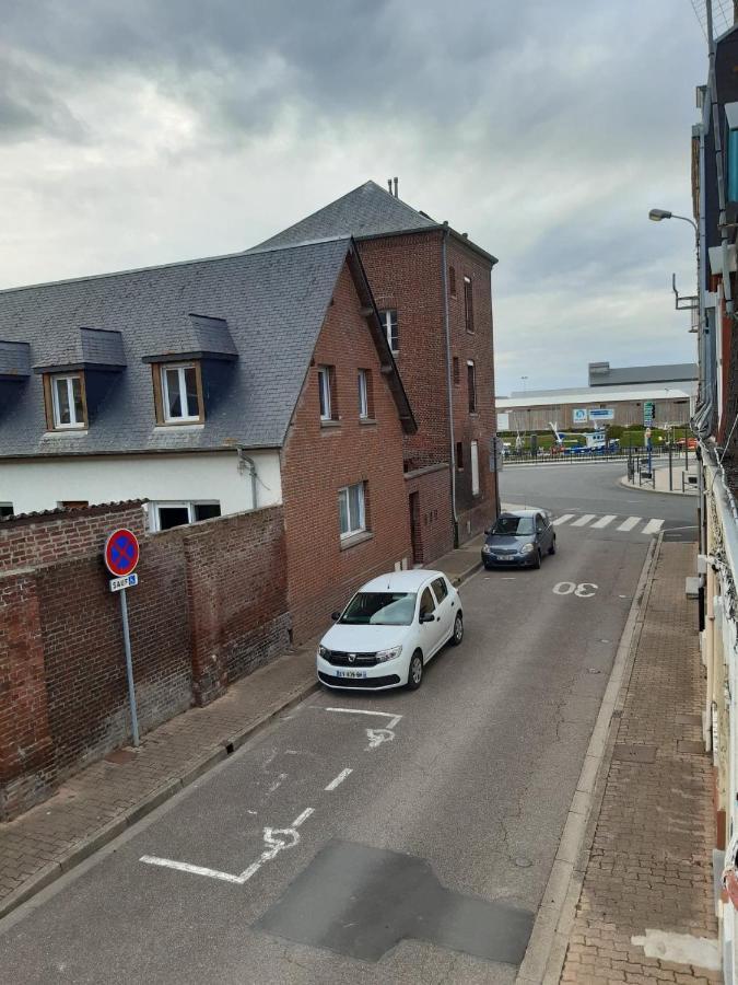 Maison De Pecheur Idealement Situee. Le Treport Exterior photo